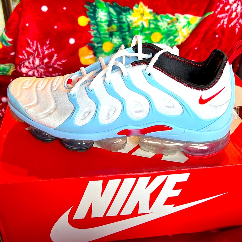 Nike Air VaporMax Plus 'University Red' Sneakers, Size 13